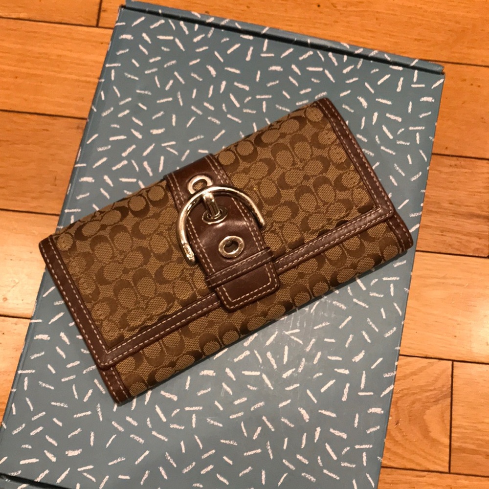 Coach wallet